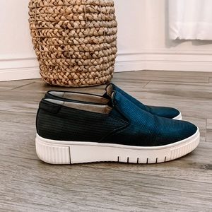 Slip on sneakers